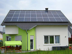 Einfamilienhaus mit Photovoltaik